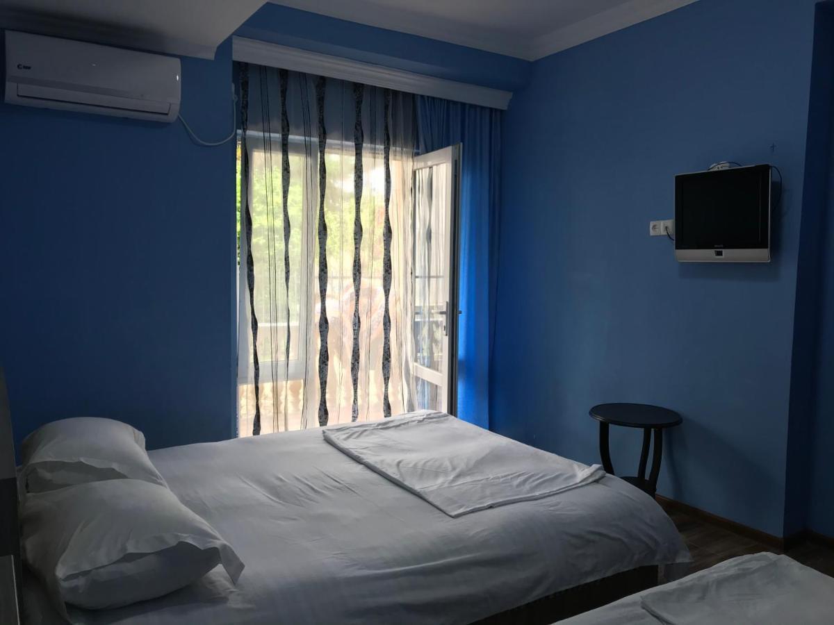 Guest House Nina Kobuleti Exterior photo